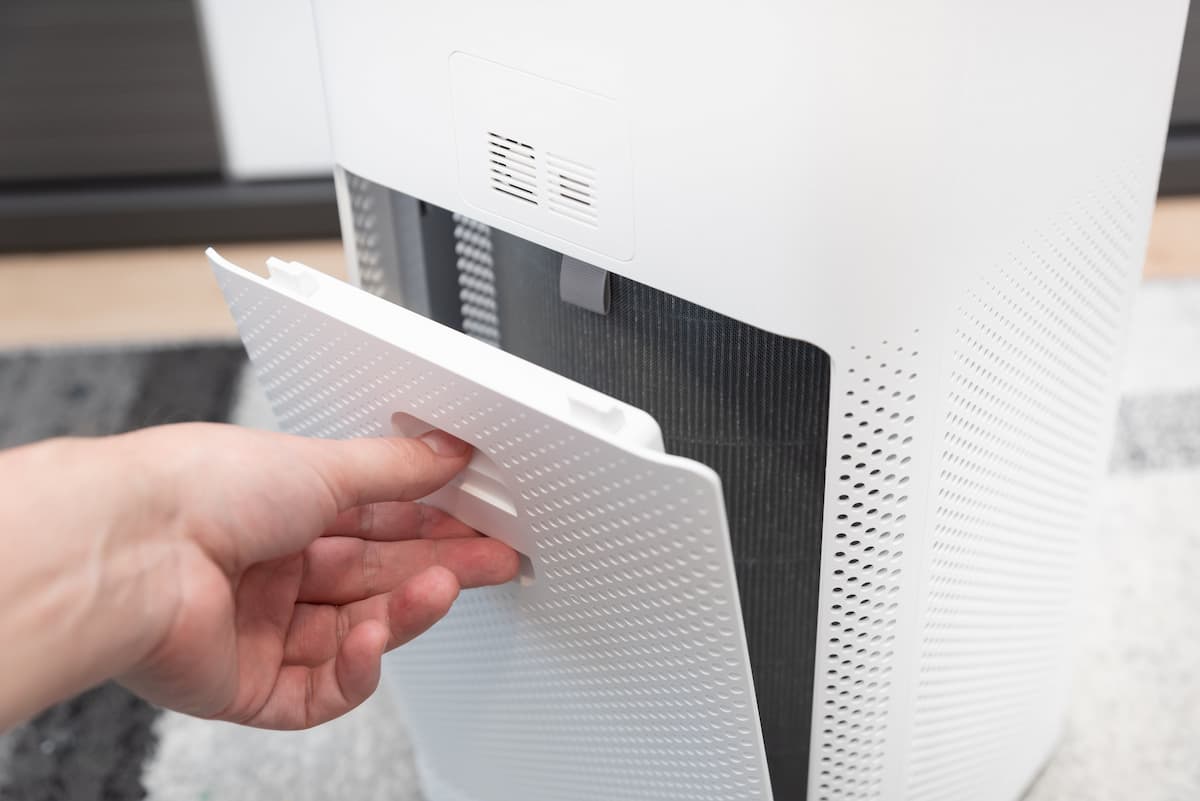 Discover the 5 Causes of Black Humidifier Water and How to Fix It