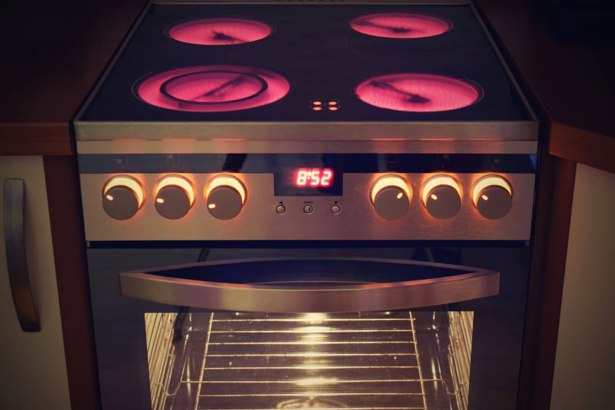 Oven Not Heating Up? Here’s Why And How To Fix