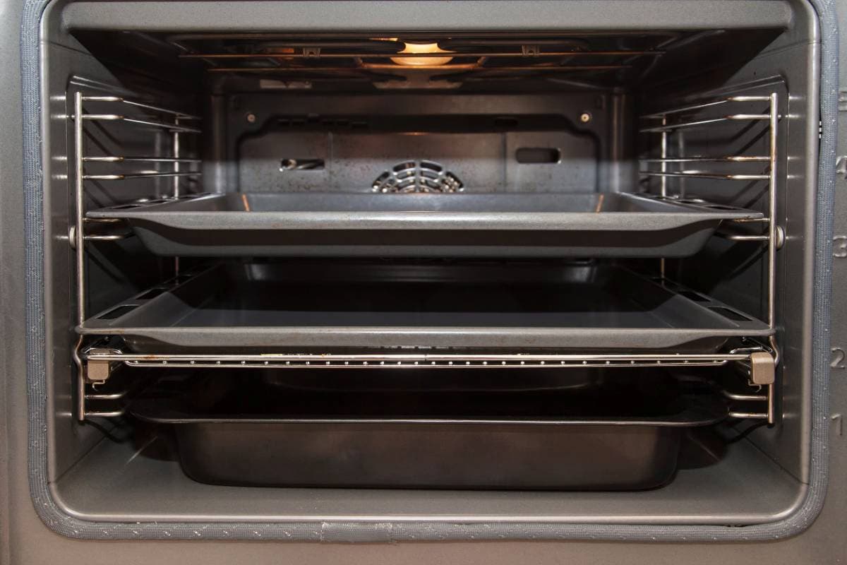 Frigidaire Oven Not Heating Up? Here’s Why (+ How To Fix) Temperature