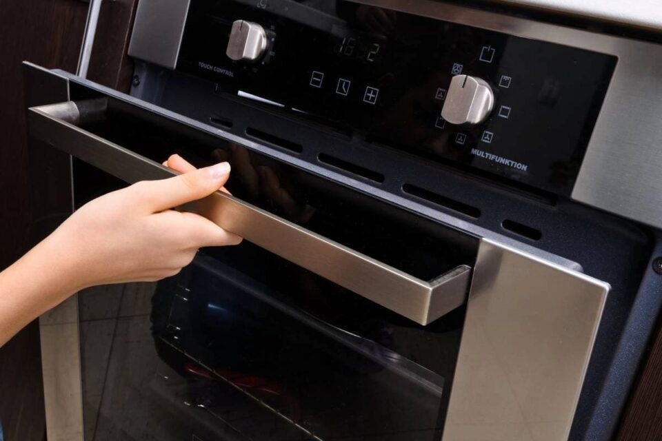 LG Oven Not Heating Why and how to fix it