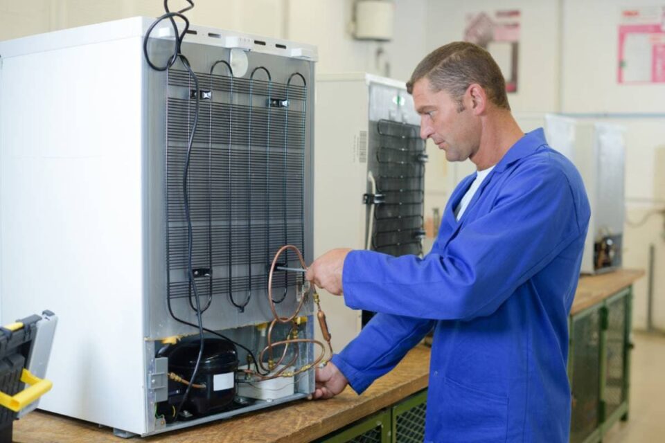 Learn the Reasons That Explain Why are Mini Fridges so Loud