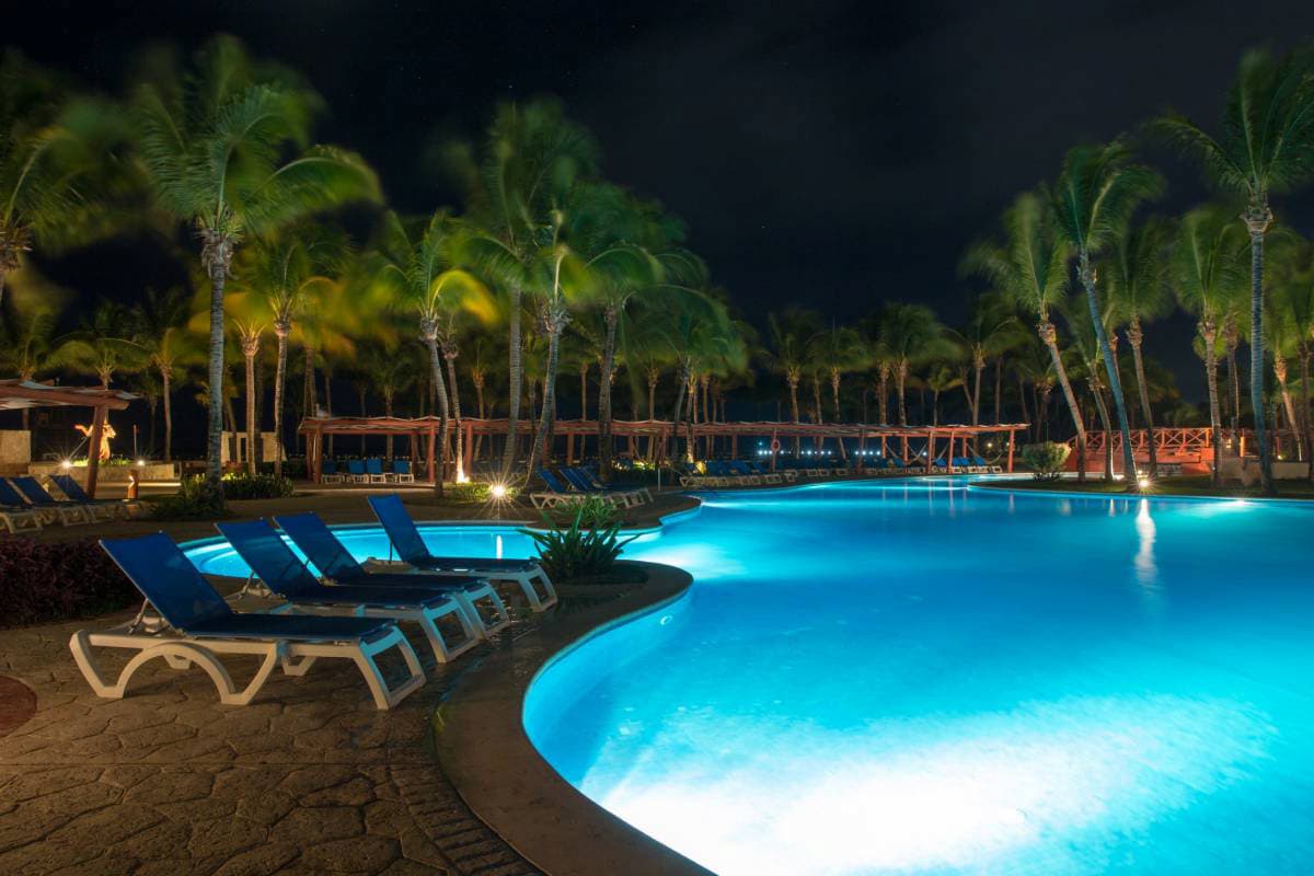 When Is the Best Time To Run Your Pool Pump? Discover it!