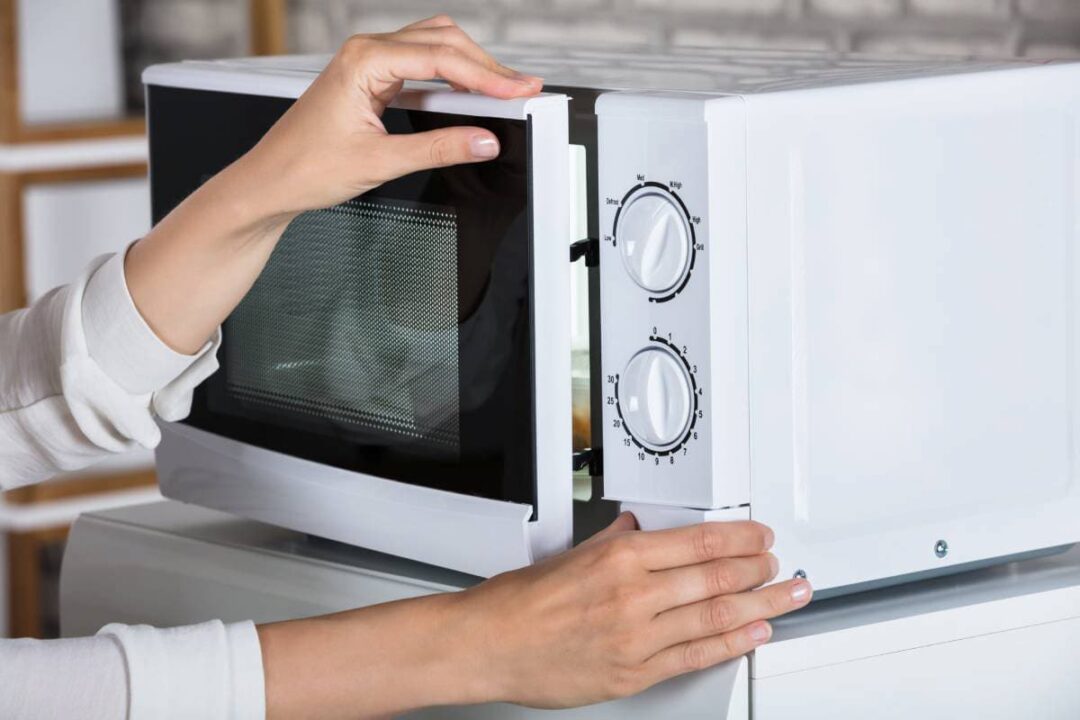Microwave Won't Stop Beeping? Here's Why (+ How To Fix)