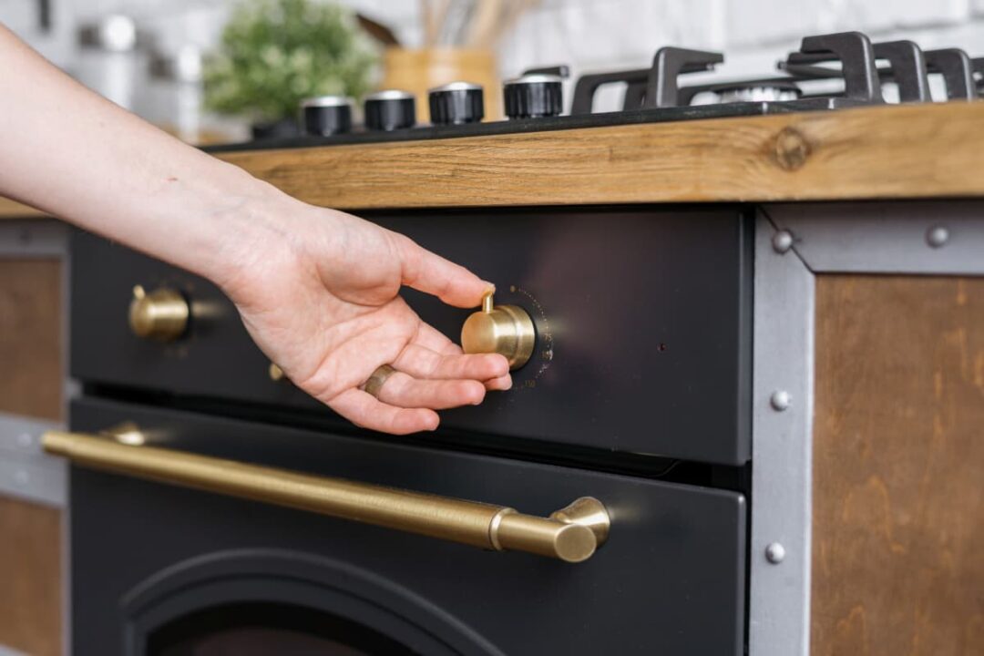 Gas Oven Not Heating? Here's Why (+ How To Fix it)